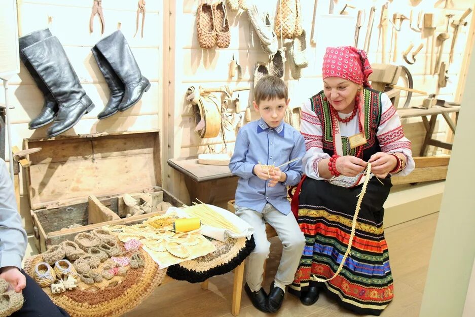 жигулевская палитра 2021. конкурс ремесленников. художественные кружки в томске. музей народной культуры мастер-класс. выставка декоративно-прикладного творчества.