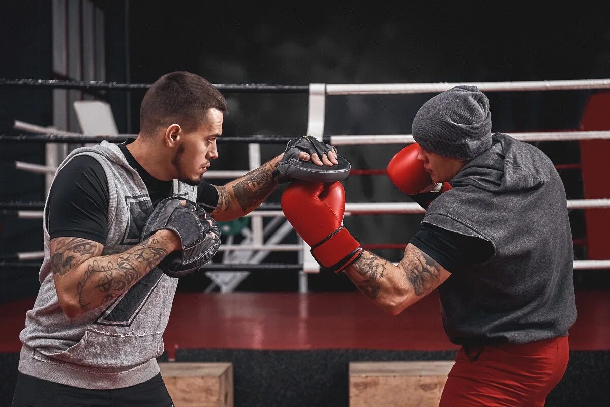 Boxing reach. Boxing reach. Тернер боксер. Ассоциация бокса. Boxing reach.