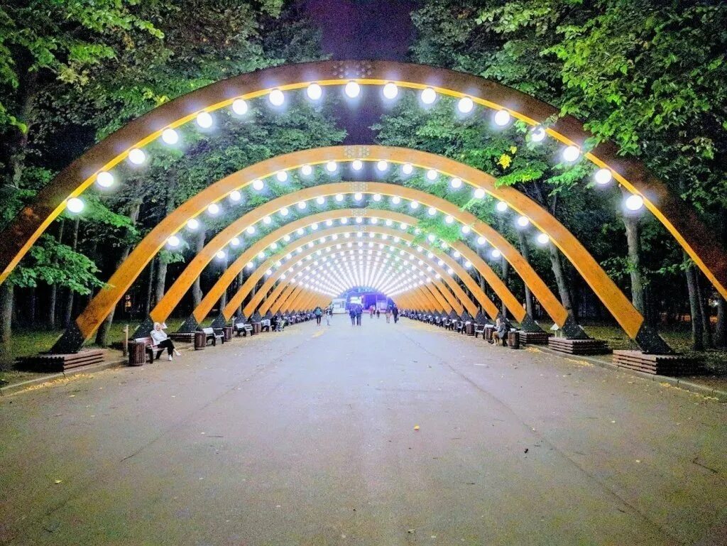 Парк сокольники 2021. Парк сокольники москва. Парк сокольники москва. Город москва сокольники. Аллея арок сокольники.