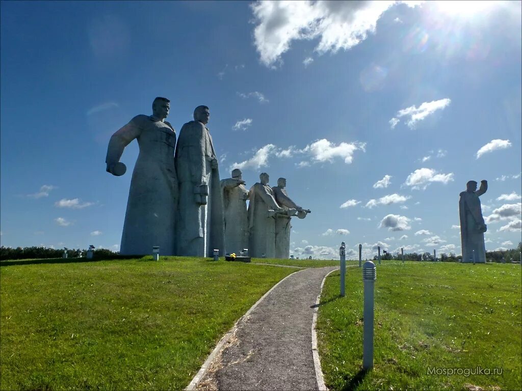 28 панфиловцев памятник в дубосеково. мемориал «героям-панфиловцам» в дубосеково. мемориал «героям-панфиловцам» («подвигу 28»). мемориал «героям-панфиловцам» в дубосеково. дубосеково мемориал.