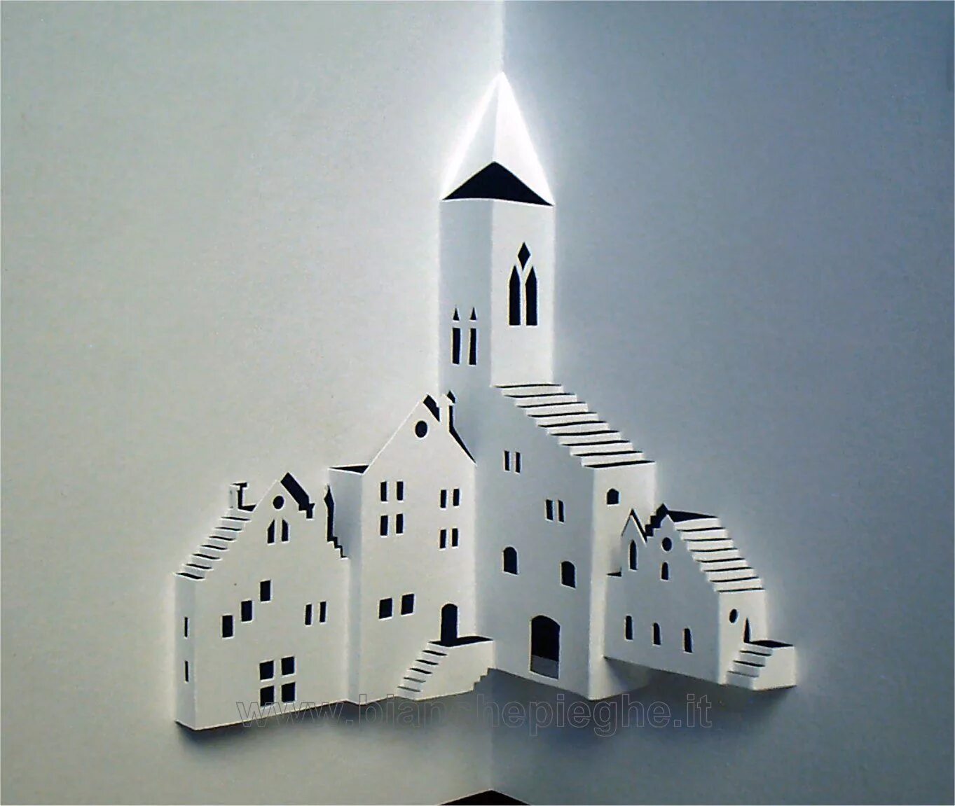 Готический собор киригами. Киригами квадрат. Киригами это. Киригами. Киригами оригами.
