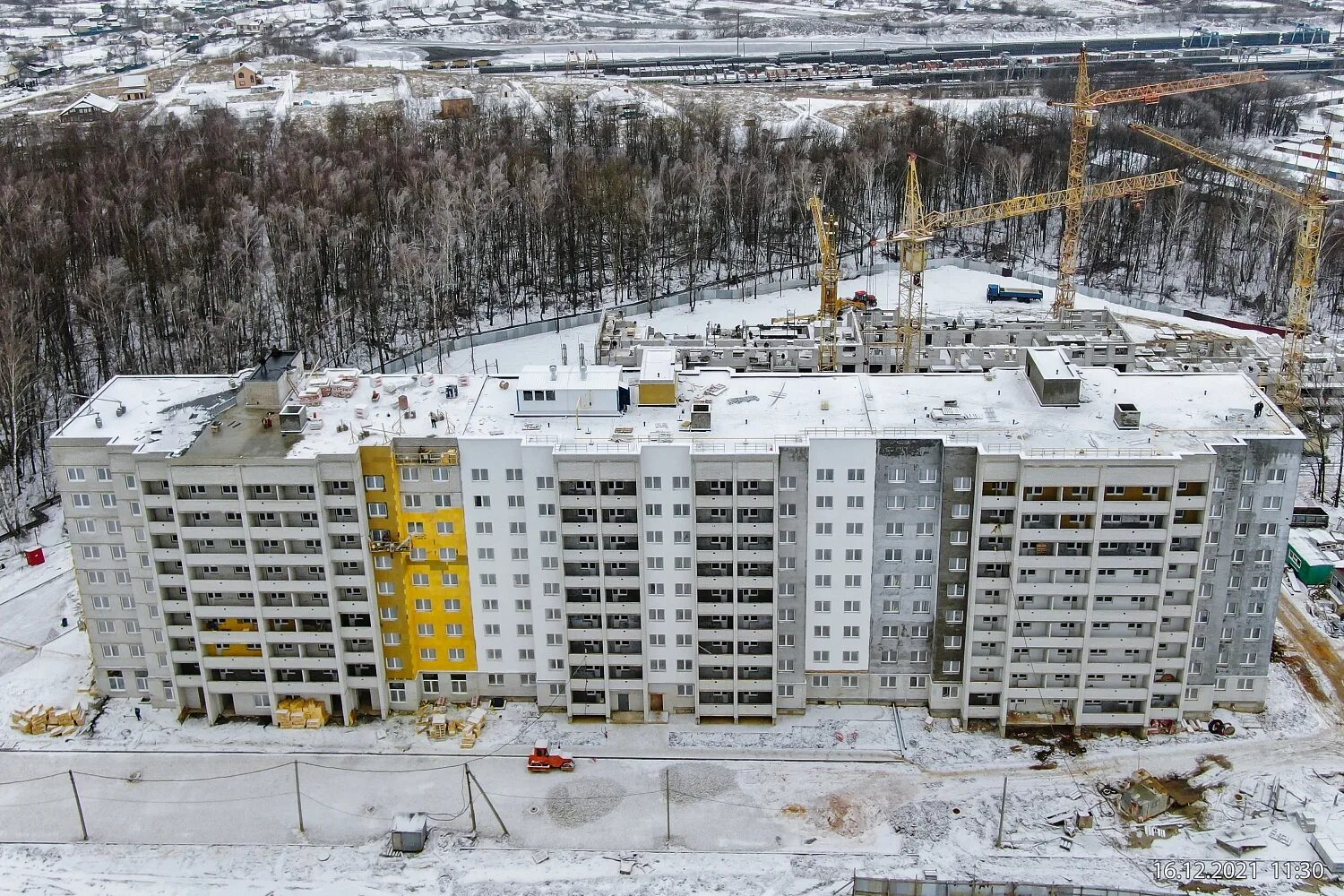 Жк лес новости. Лесной квартал Кострома. ЖК Богдановский лес. ЖК Лесной квартал Орел. Лесной квартал 2 Владивосток.