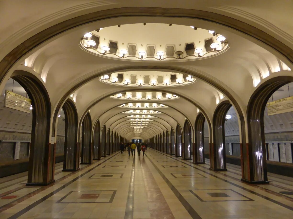 Маяковская (станция метро, кольцевая линия). Станция маяковская душкина. Станция площадь восстания. Станции метро внутри. Московское метро станция маяковская.