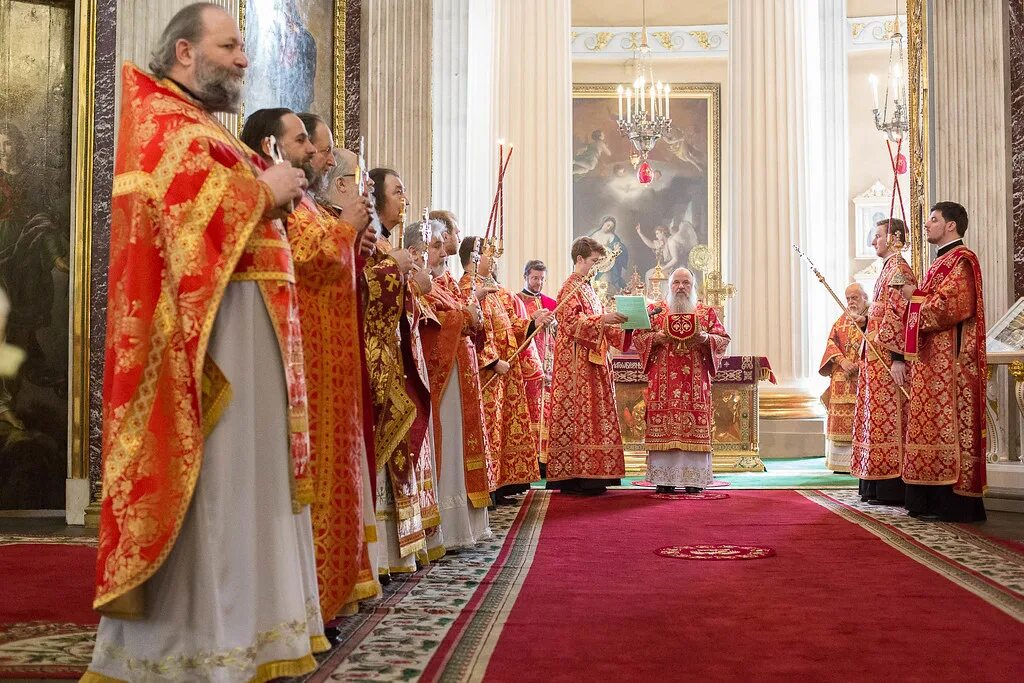 Антипасха во сколько начинается богослужение. Сайт феодосийской епархии. Возглавил божественную литургию. Антипасха облачение. Возглавил божественную литургию.