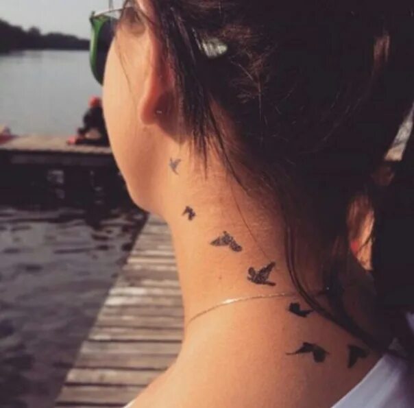 Pin by Nevin Bozkurt on Dövme kadın Simple neck tattoos, Bird tattoos for women,
