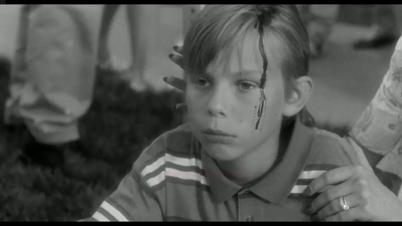 Марожнечик. Мороженщик фильм ужасов 1995. Ice cream man книга. Стенд ice album. Книга мороженщик.