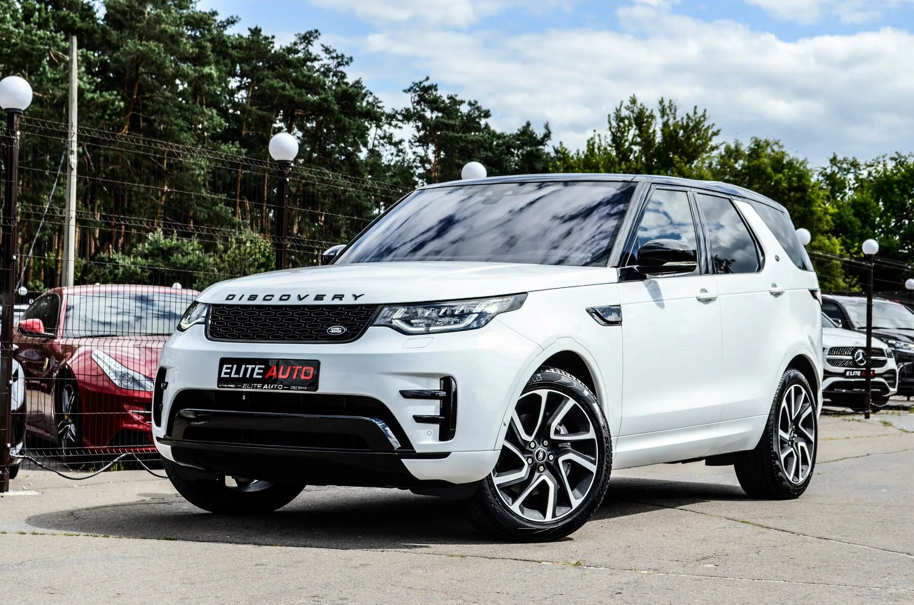 Дискавери 2018. Land Rover Discovery 2018. Land Rover Дискавери 2018. Дискавери 5 2018. Лэгдровердискавери 2018.