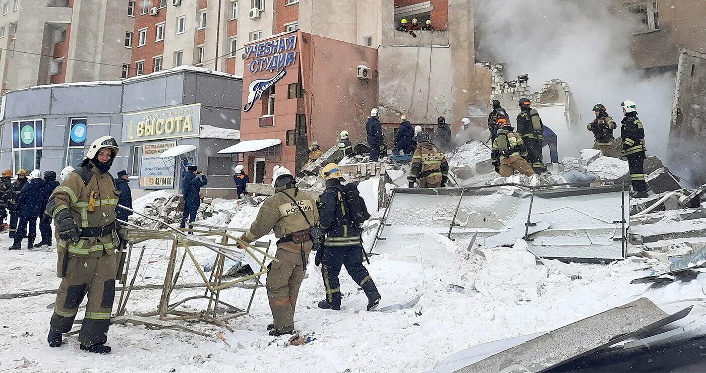 Какие дома взорвали в москве. Взрыв газа в кафе Нижний Новгород. Взрыв дома в Нижнем Новгороде.