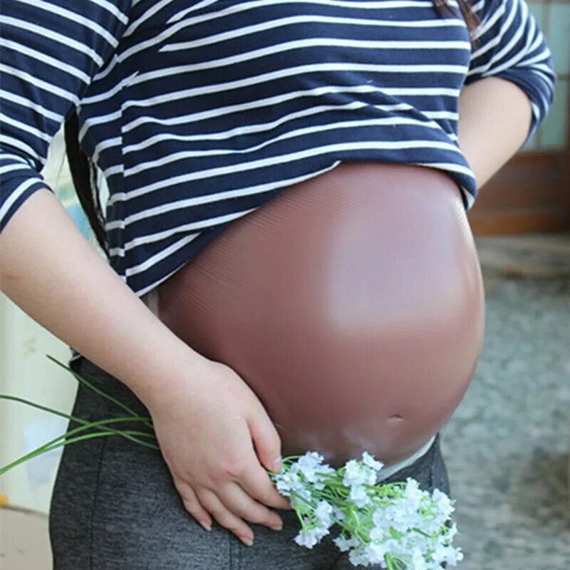 Беременные животики с пупком. Девочка круглый живот. Женский живот. Живот беременной. Круглый живот у девушки.