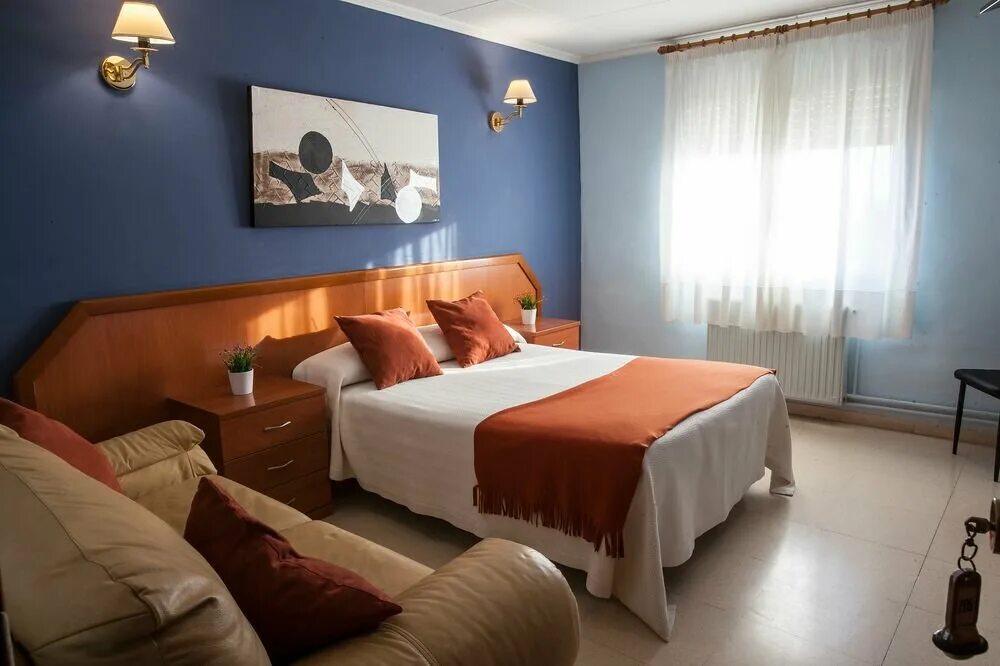 Стоп отель шилово гостиница. Stop hotel. Stop hotel. Болгария приморско отель левтери. Стоп отель.