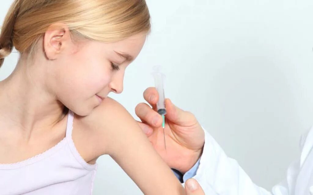 Прививка от ветрянки кори. Ветряная оспа вакцина. Вакцинация против ветряной оспы детям. Прививка от ветрянки.