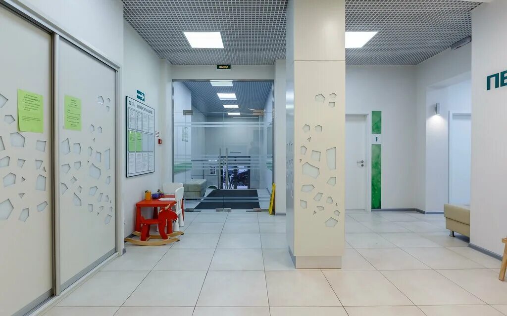 Петроклиника на комендантском. Петроклиника ленинградская ул 9 8. Петроклиника ленинградская ул 9 8. Ленинградский медицинский центр. Петроклиника.