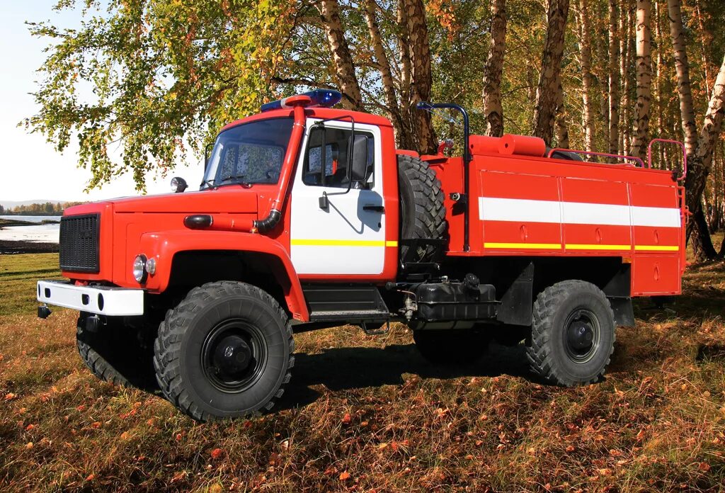 пожарная техника. лесопожарный агрегат алп-15. лесные огнетушители для тушения лесных пожаров. приспособленная пожарная техника. техника, приспособленная для целей пожаротушения.