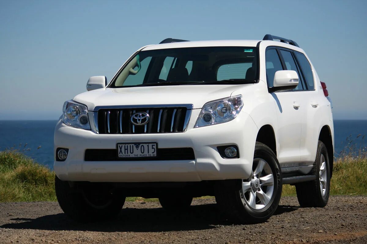 Купить ленд круизер прадо. Toyota Land Cruiser Prado. Тойота ленд Крузер Прада. Land Cruiser Prado 2012. Toyota Prado 2012.