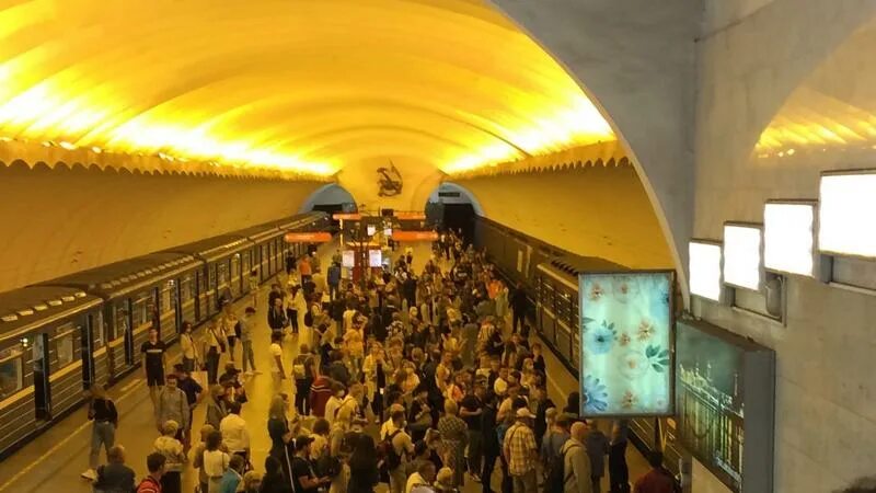 Оранжевая ветка спб сегодня. Оранжевая ветка метро спб. Поезда на оранжевой ветке. Оранжевая ветка спб сегодня. Оранжевая ветка спб сегодня.