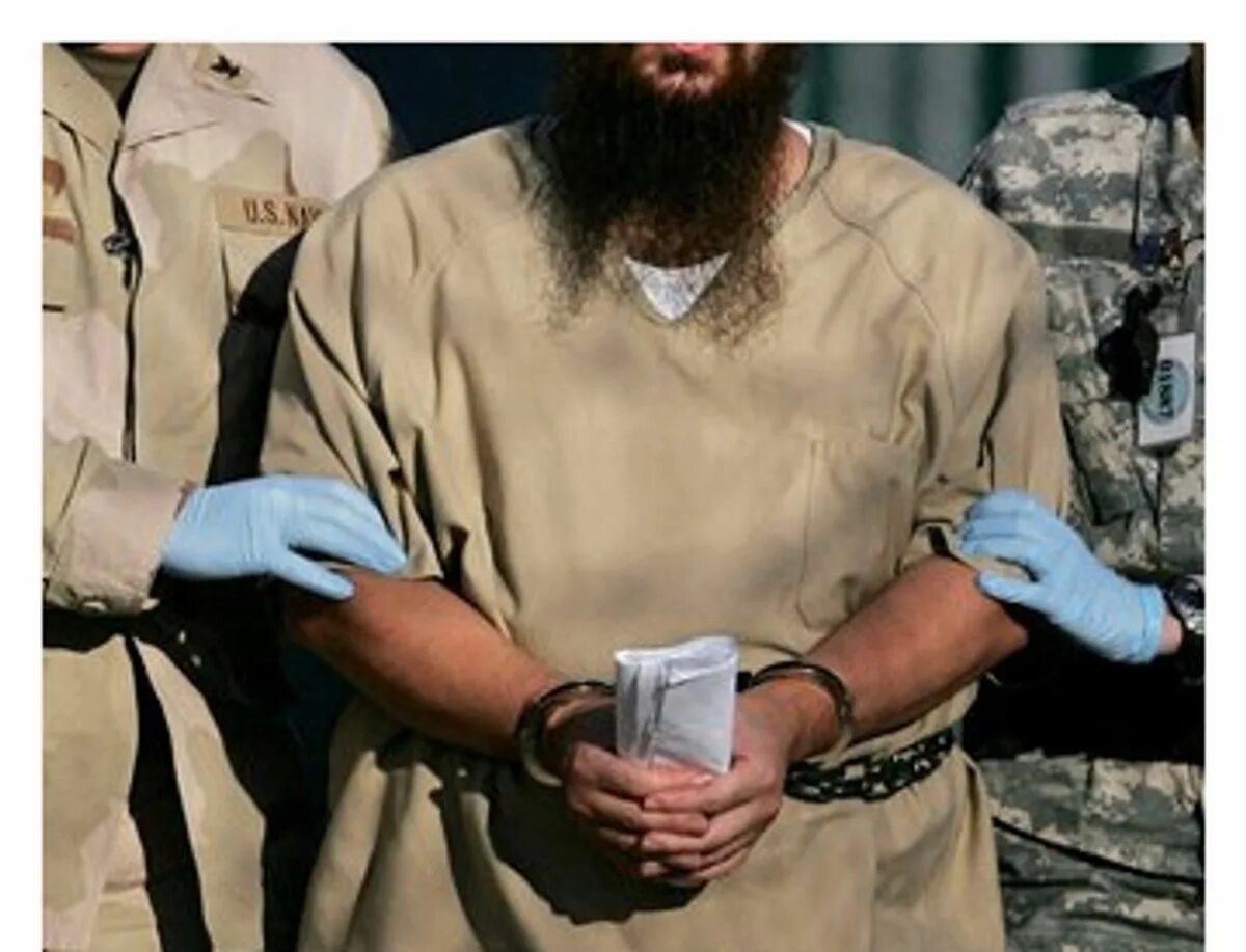 Мусульмане в тюрьмах. Гуантанамо мусульмане. Пытки мусульман в Гуантанамо.