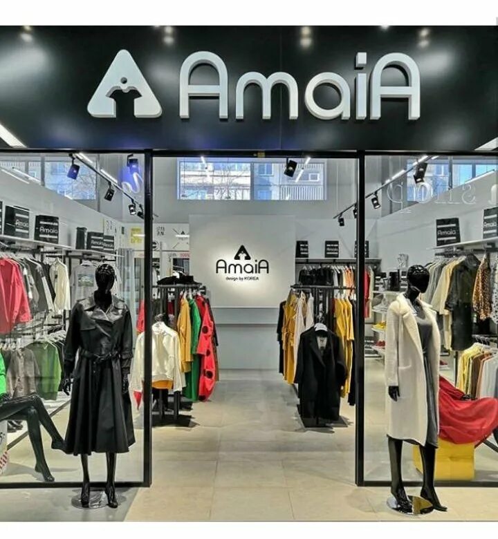 Stylogie магазин одежды. Тц солярис одежда. Тц солярис одежда. Спортмастер апатиты. Освещение в кинотеатре.