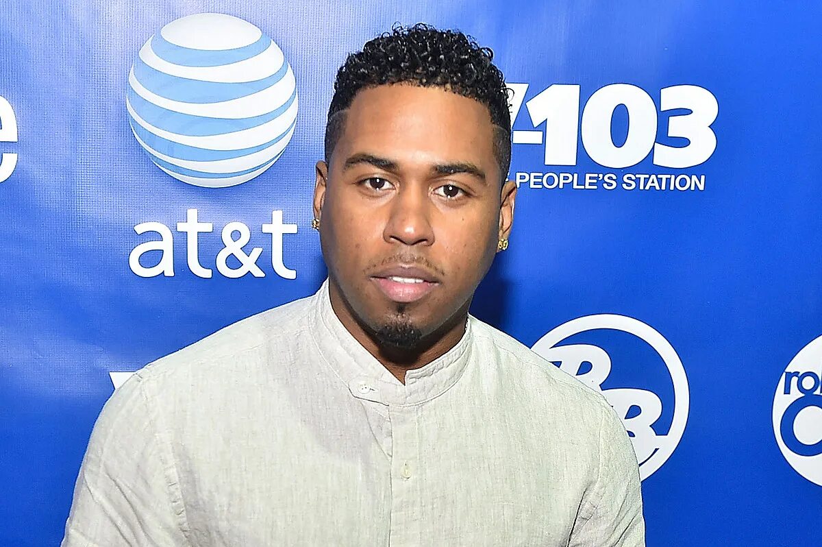 Bob is five. Bobby valentino. bobby v.. bob singer.
