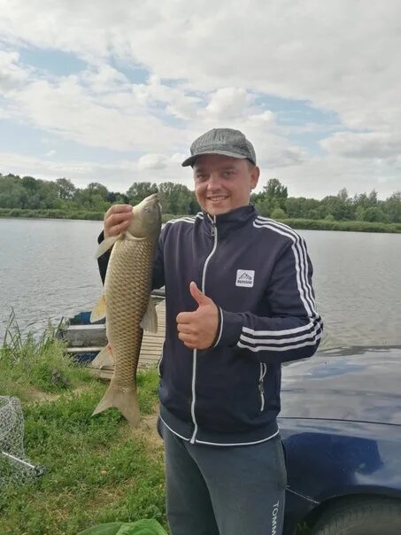 Рыбалка нижний новгород и область в контакте. Рыба на реке Ведуга. Рыбалка в Нижнем. Река Ведуга Воронежской области рыбалка. Река Ведуга Воронеж рыбалка.