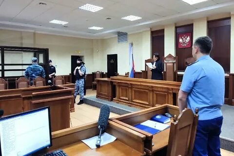 Судьи пожизненно