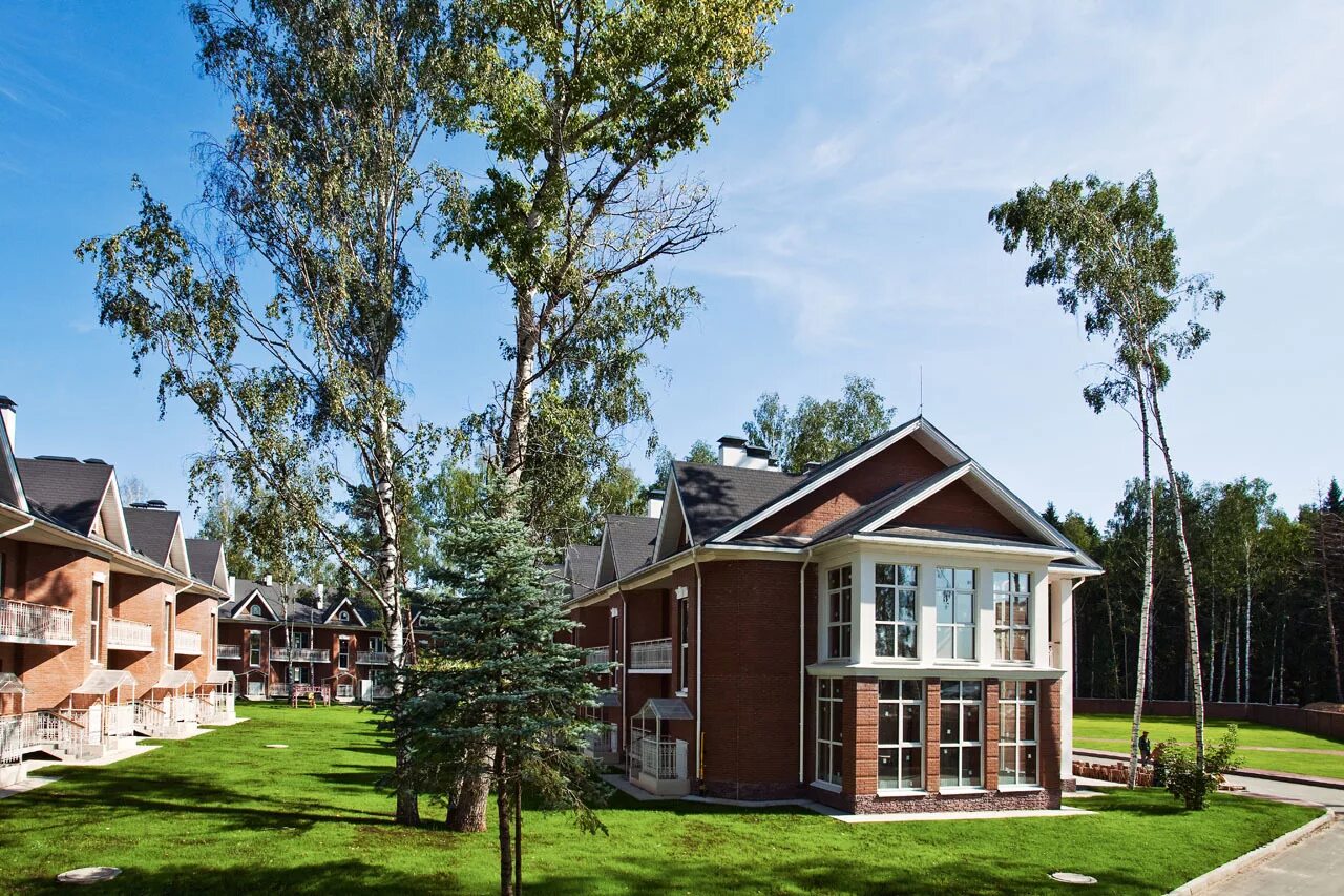 Кп зеленая роща. Коттедж зеленая роща. Клубный комплекс зеленая роща ивантеевка. Недвижимость зеленая роща. Кп зеленая роща минское шоссе.