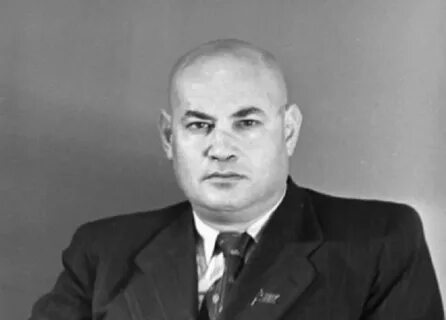 Д горбатов