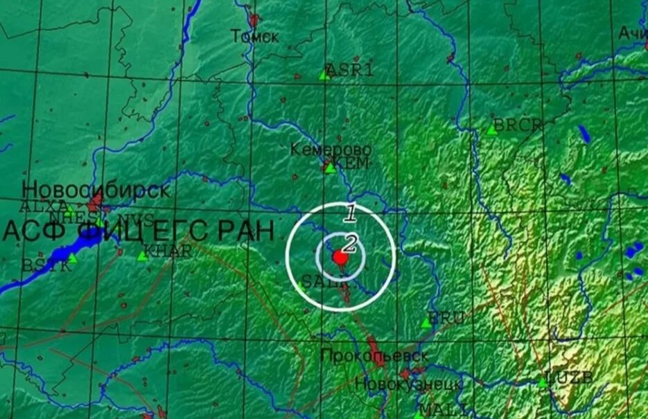 Землетрясение в ленинске кузнецком. Эпицентр землетрясения на Алтае в 2004. Землетрясение Новокузнецк. Ленинск-Кузнецком округ землетрясение. Землетрясение в Кемеровской области 2013 карта эпицентра.