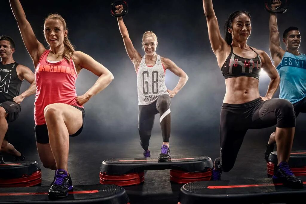 Степ les mills. Виртуальные тренировки les mills. Боди степ. Les mills step. Боди степ.