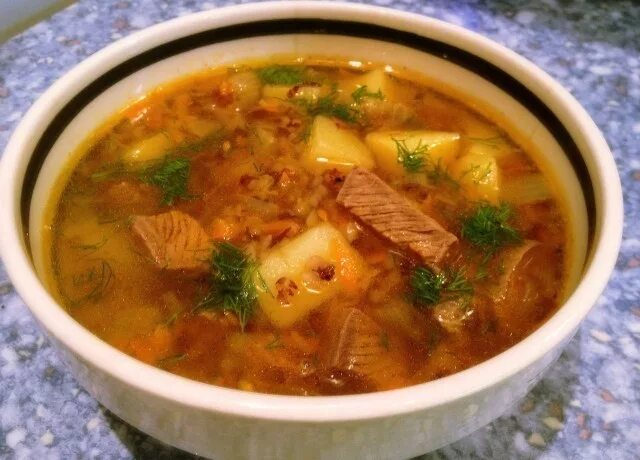 суп гречневый с мясом свинины. суп гречневый со свининой. суп с гречкой и картошкой со свининой. суп гречневый с мясом свинины. суп гречневый со свининой.