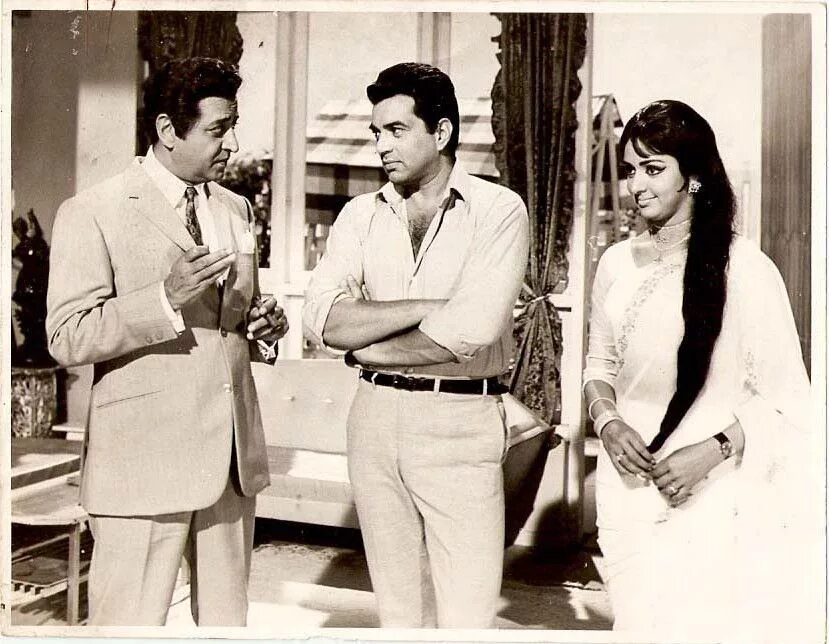 Хема малини и дхармендра сейчас. Хема малини любимый раджа. Хема малини дррахендра. Малини дхармендра. Хема малинии джармендра.