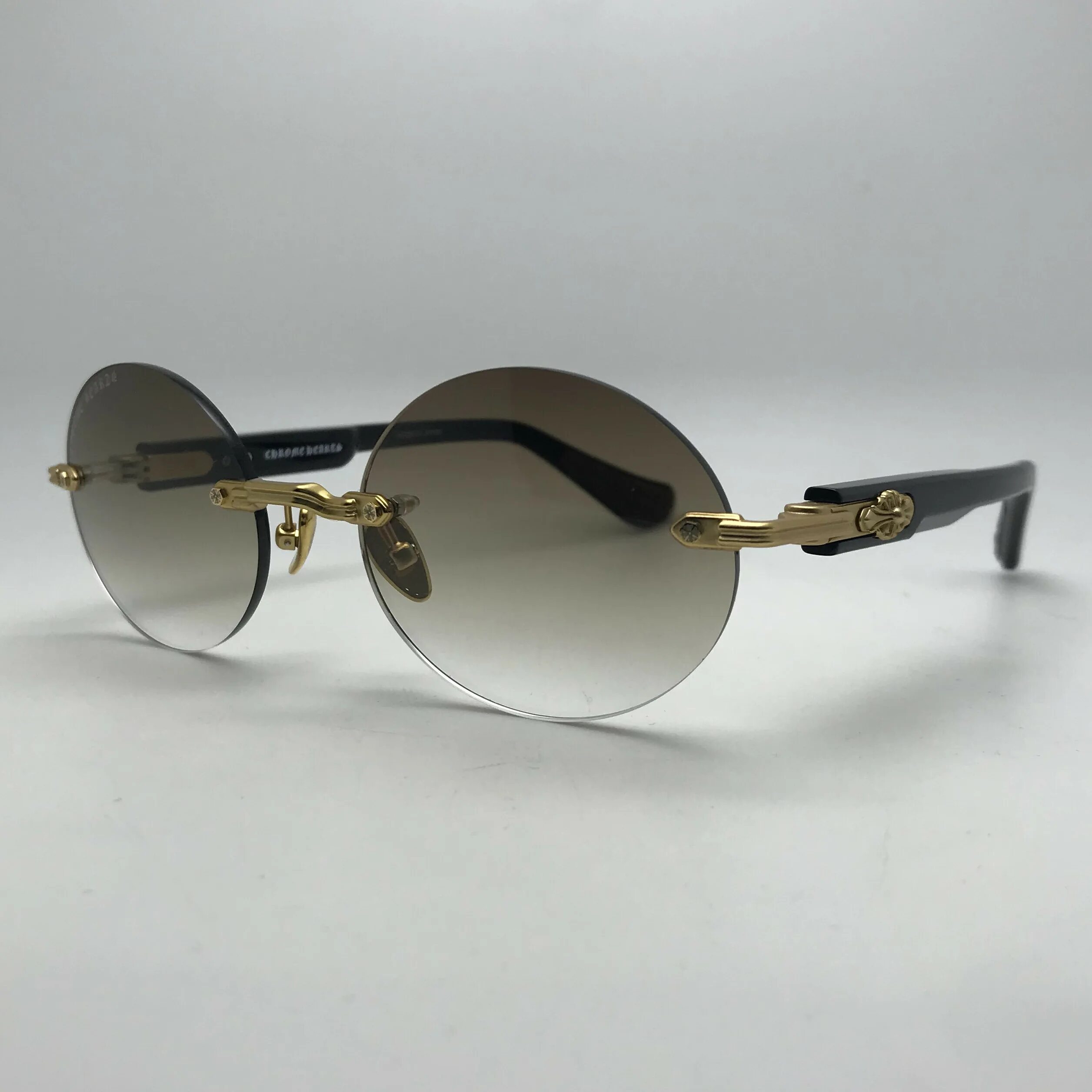 Chrome hearts pills 2. Chrome hearts очки 2022. Chrome hearts 2021. Солнечные очки chrome hearts. Хром харт.