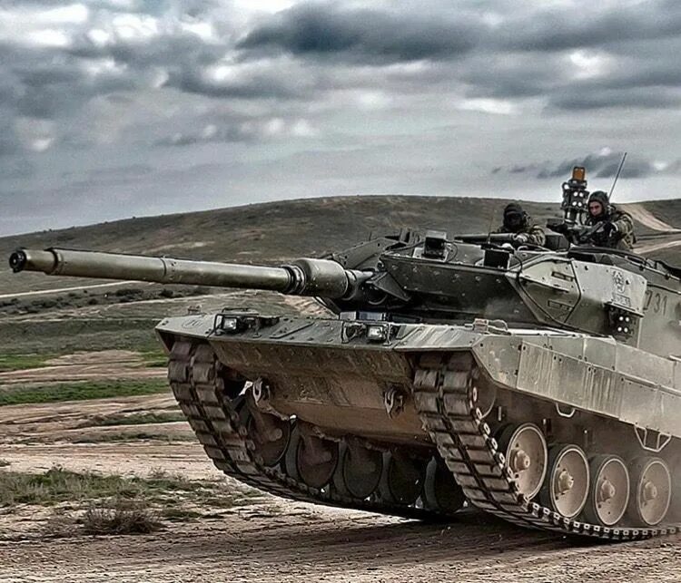 Leopard 2a5. Leopard 2a5 бундесвер. танк леопард 2е. испанский leopard 2a6. леопард 2 modern warfare.