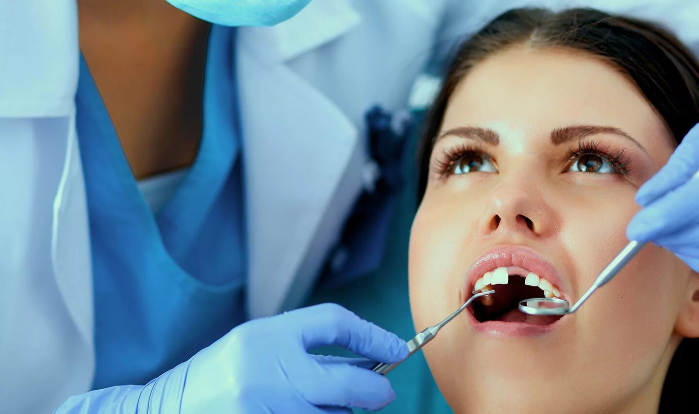 Санация полости рта это. Зубной. Зубы стоматолог.