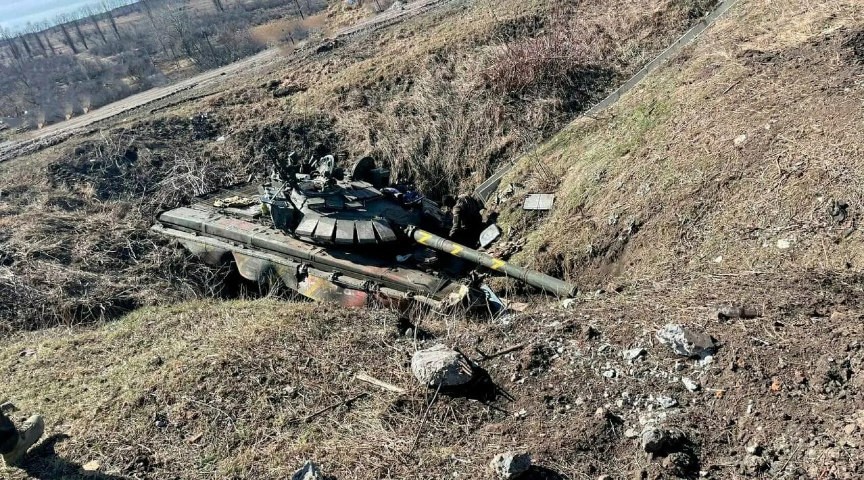 Убитые военнослужащие ВСУ. Гибель военнослужащих на технике. Убитые российские военные. Генштаб украины потери россии