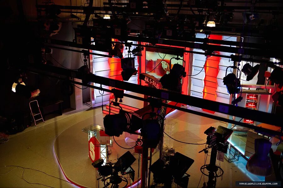 место происшествия о главном 5 канал. трк петербург 5 канал. место происшествия 5 канал. место происшествия о главном 2011. место происшествия 5 канал.