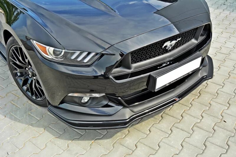 Бампер мустанга. Сплиттер на Форд Мустанг. Сплиттер переднего бампера Ford Mustang 2017. Сплиттер на Ford Mustang 6g. Форд Мустанг 2020 передний бампер.