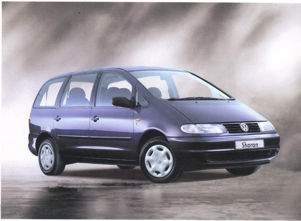 Volkswagen sharan 2000. Sharan 1. Фольксваген Шаран 1. Фольксваген Шаран 2000. Фольксваген Шаран 2000 года.