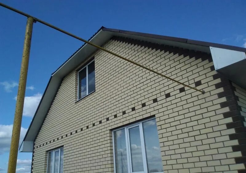 Г нурлат татарстан недвижимость. Нурлат ул суворова дом 15. Нурлат. Окна. Нурлат город дома.