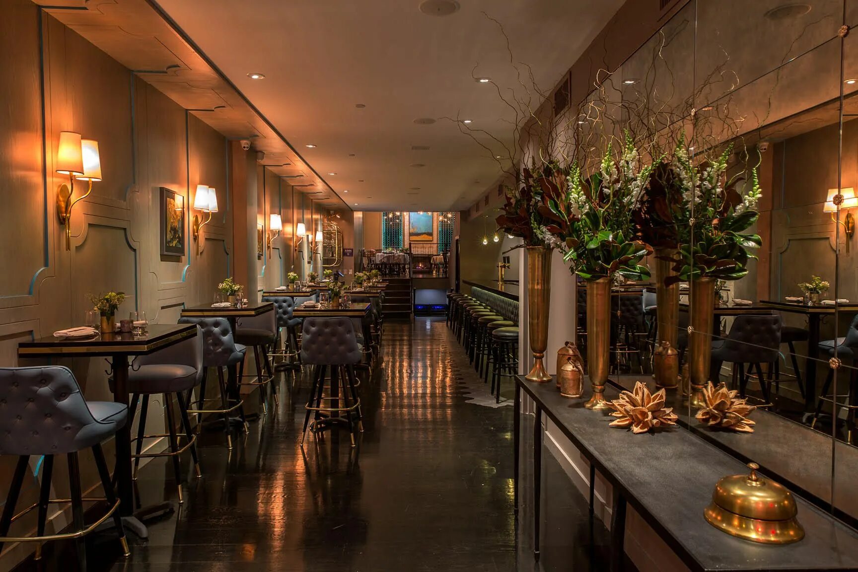 Хилстоун ресторан нью йорк. Ресторан nix нью йорк. Нью йорк мандарин ориентал ресторан. Интерьеры кафе нью-йорка. Лучшие рестораны йорка.