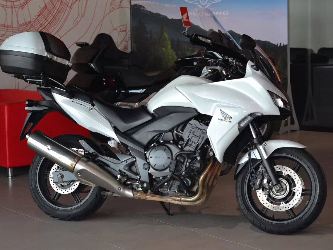 Honda CBF 1000. Honda CBF 1000 2012. Honda cbf1000f 2018. Honda CBF 600 белый.