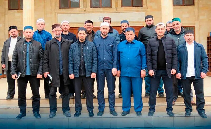 П шамилькала. Председатель муфтията дагестана. посёлок шамилькала дагестан.