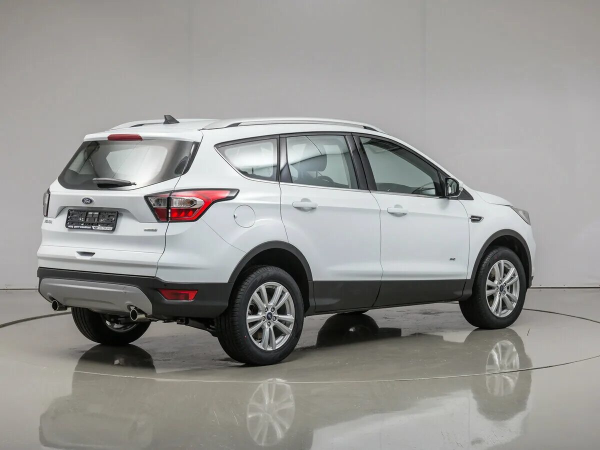 Куга ростов. Форд Куга 2 белый. Ford Kuga 2 Restyling. Ford Kuga II - 2019. Форд Куга 2 Рестайлинг белый.