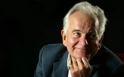 Ian holm