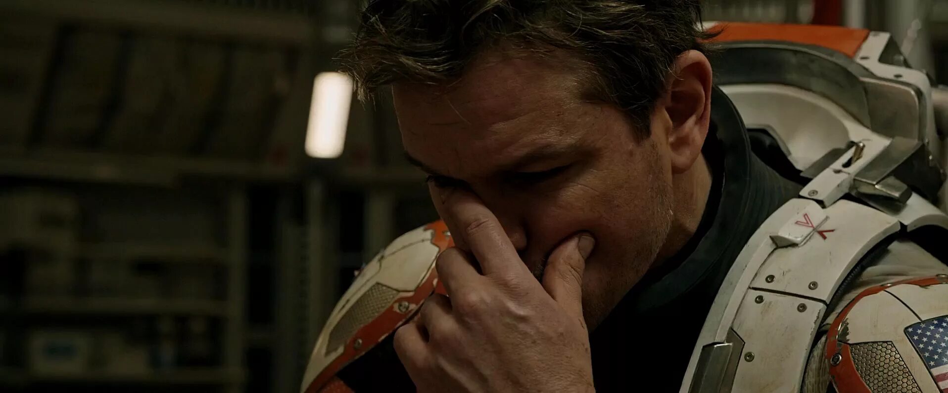 Ридли скотт марсианин. The martian 2015. Мэтт дэймон на марсе. Мэтт дэймон марсианин. Марсианин на русском языке.