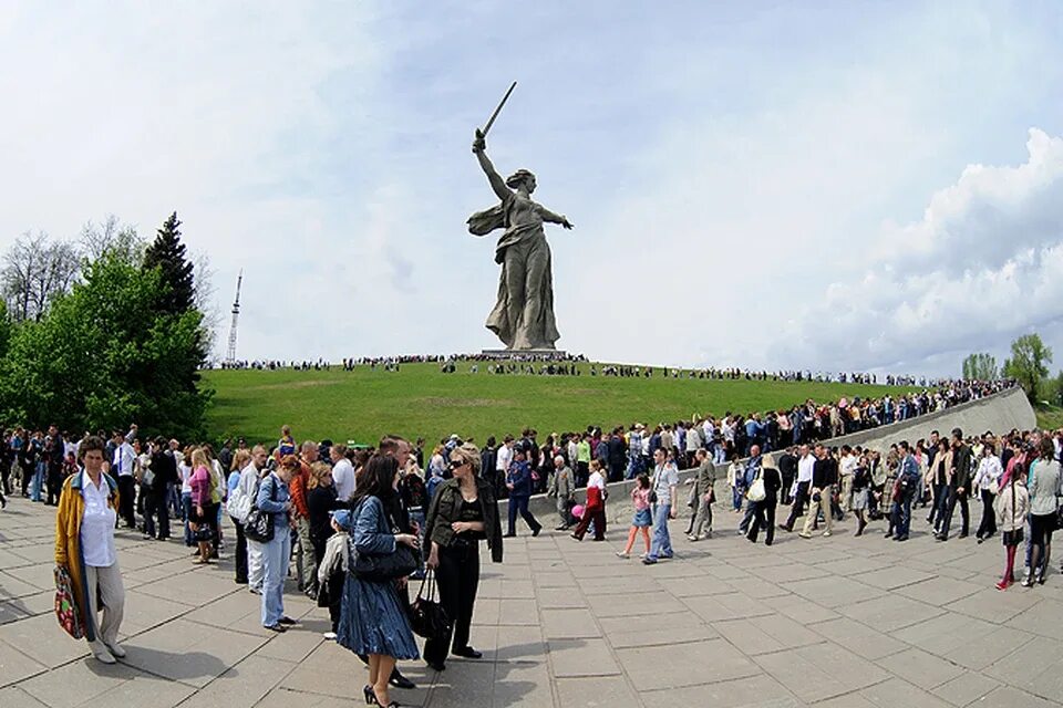 Мама просила не пить много водки". Чем Россия удивила немецких школьников АиФ Во