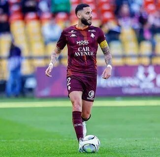 Dylan Bronn ketika membela Metz di Ligue 1. (instagram.com/dylanbronnoffici...