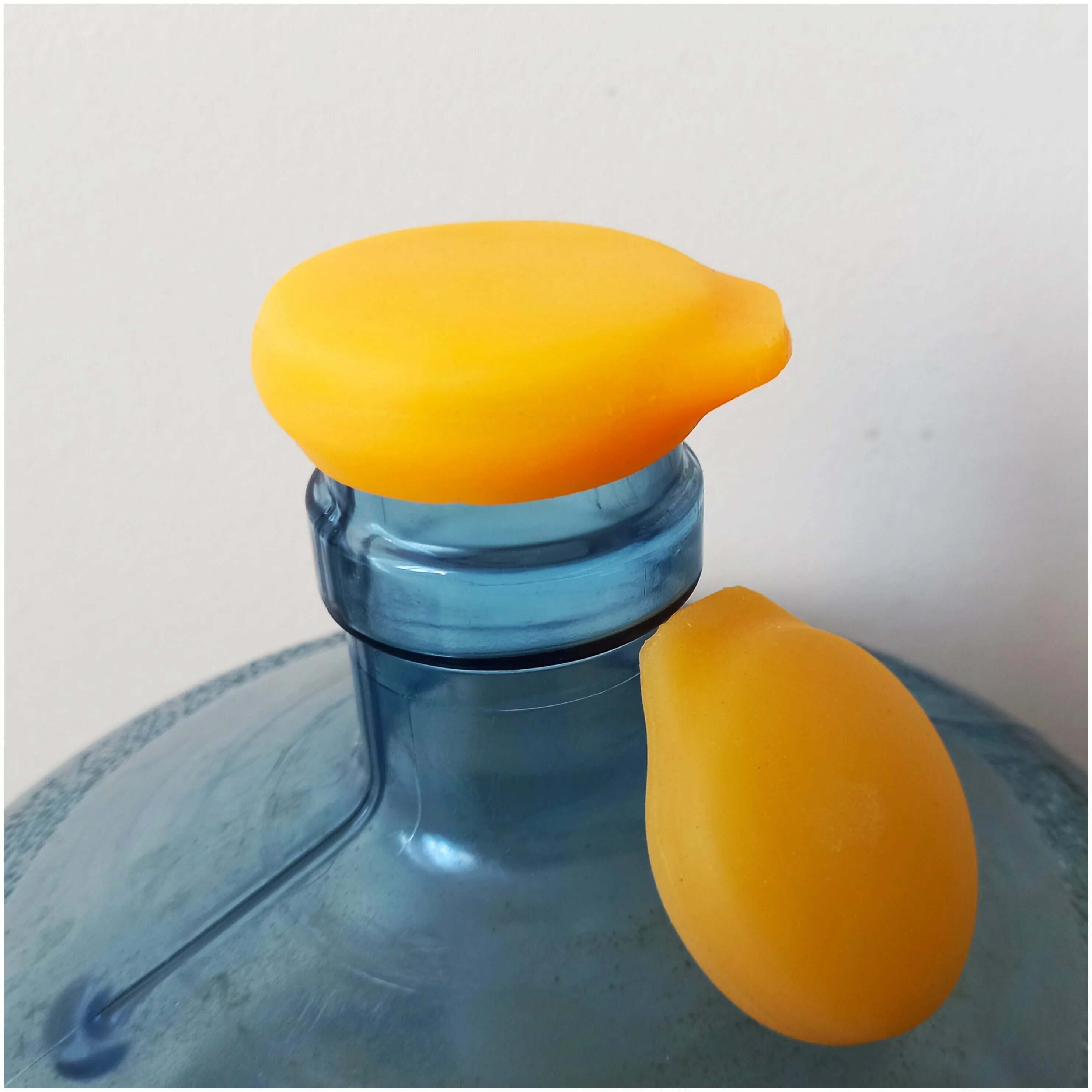 многоразовая пробка 19л. крышка для бутыли 19 л многоразовая. пробка для бутыли 19 л многоразовая. многоразовые пробки для пэт бутылей 19 литров. пробка флаконов-пенициллинок универсальная резиновая d12,5.