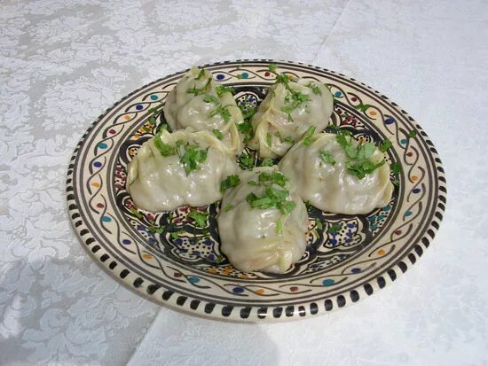 Манты чеченские. Манты. Манты курзе. Дагестанские манты. Дагестанские манты.