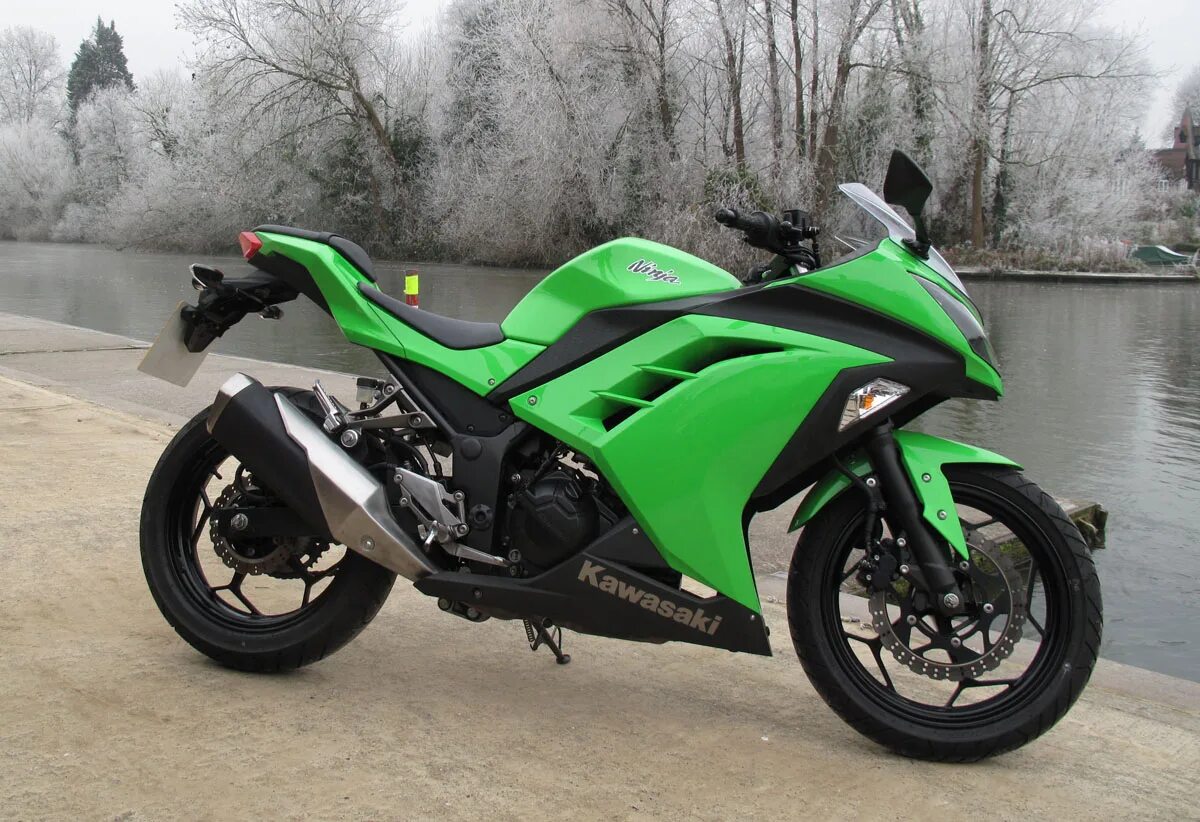 Кавасаки kawasaki ninja 300 ниндзя. Kawasaki ninja 300 2013. Kawasaki ninja 300. Мотоцикл kawasaki ninja 300 черный. Мотоцикл kawasaki ninja 300 r.