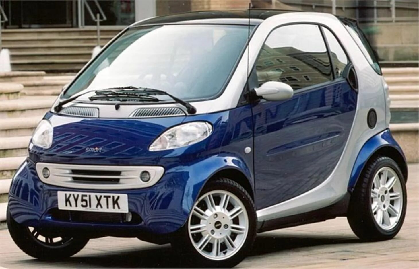 Смарт купить симферополь. Smart Fortwo City-Coupe. Smart City Coupe 2000. Smart City-Coupe 450. Smart Fortwo 2023.